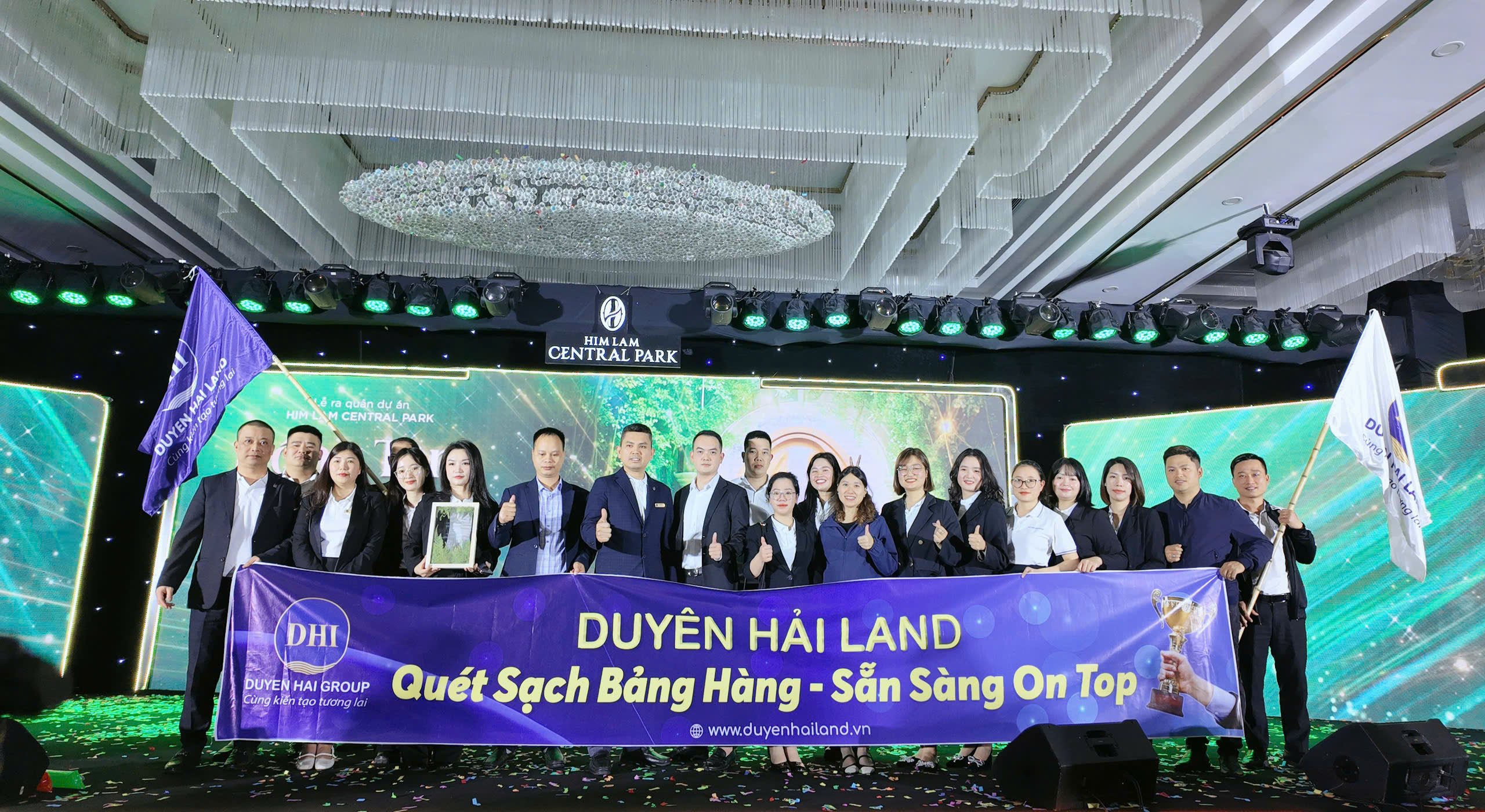 duyên hải land
