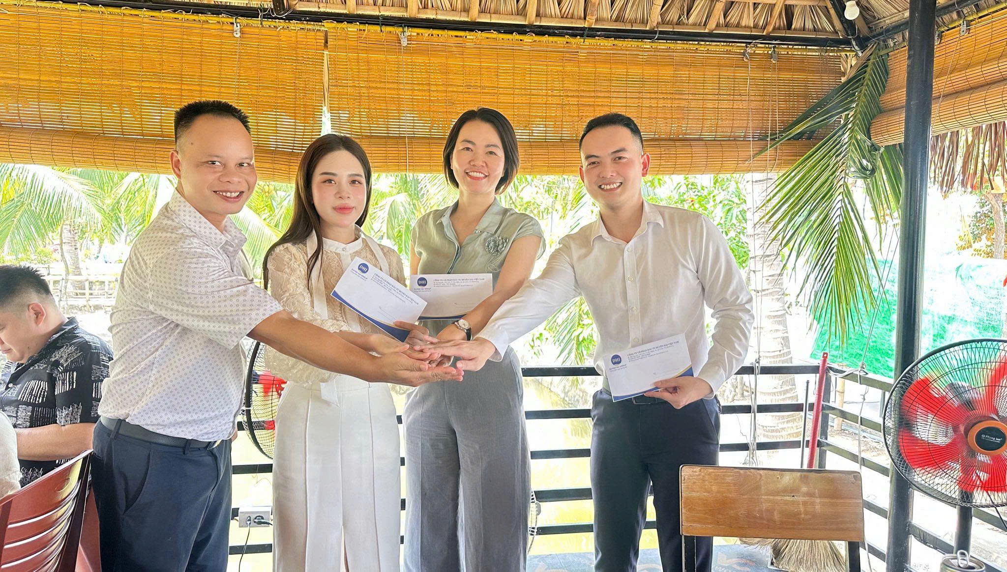 Duyên Hải Land